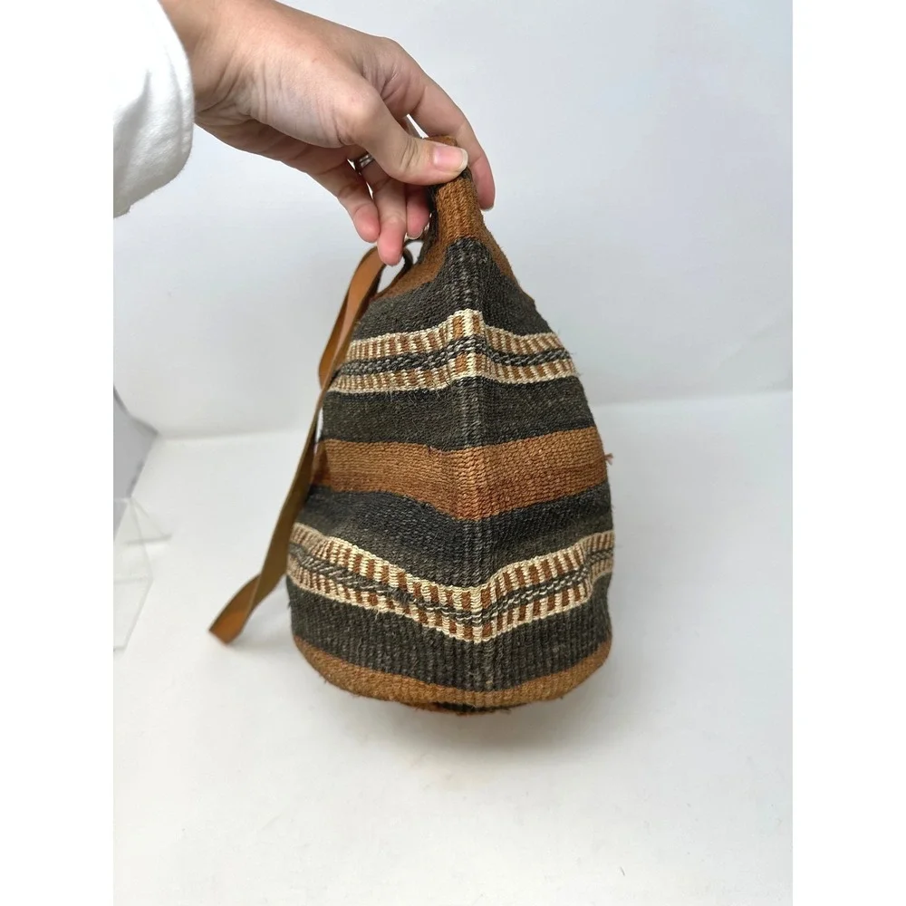Unbranded Medium Brown Stripes Sisal Jute Basket Bag